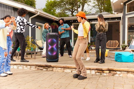 เช็กก่อนซื้อ JBL Partybox ลำโพงปาร์ตี้พกพารุ่นไหนเหมาะกับคุณ